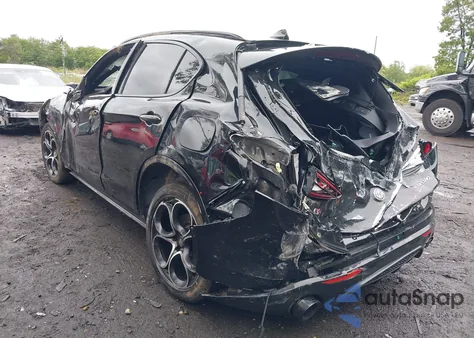 2024 Alfa Romeo Stelvio Veloce Awd из США, поврежденный, VIN ZASPAKBN2R7D74217